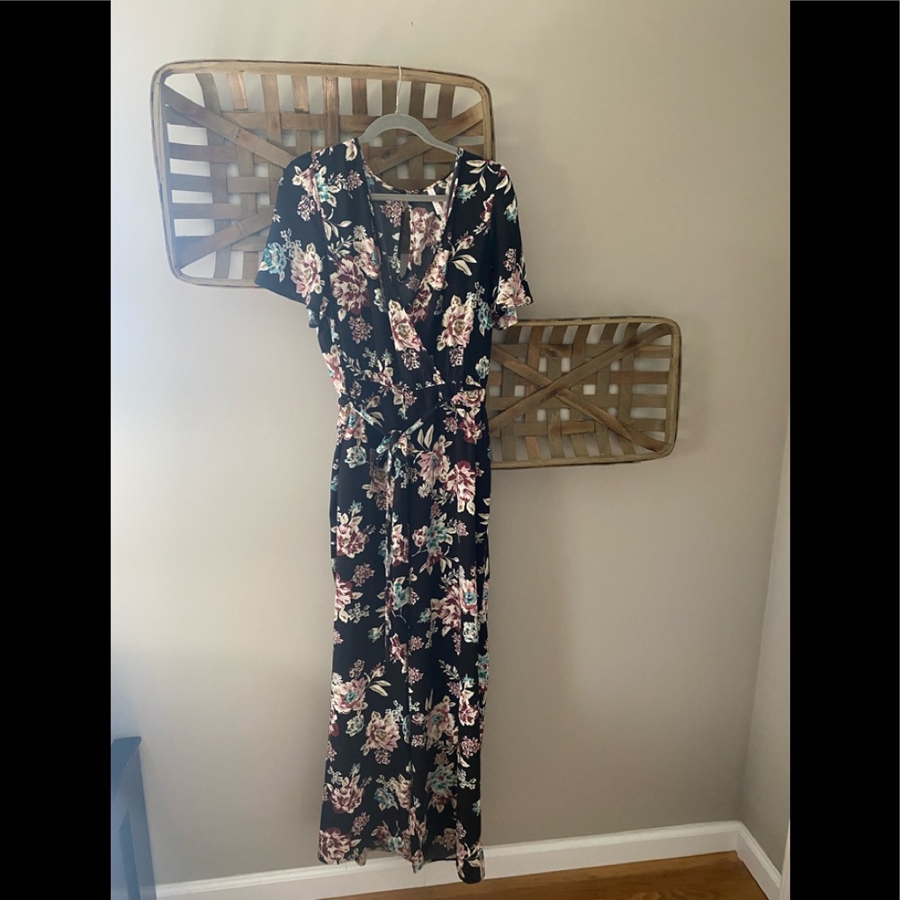 Xhiliration Floral Pantsuit
